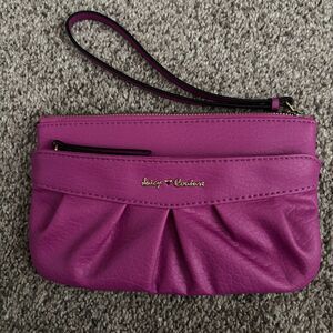 Juicy Couture Pink Wristlet Clutch Wallet Pouch Faux Leather Zip Organizer
